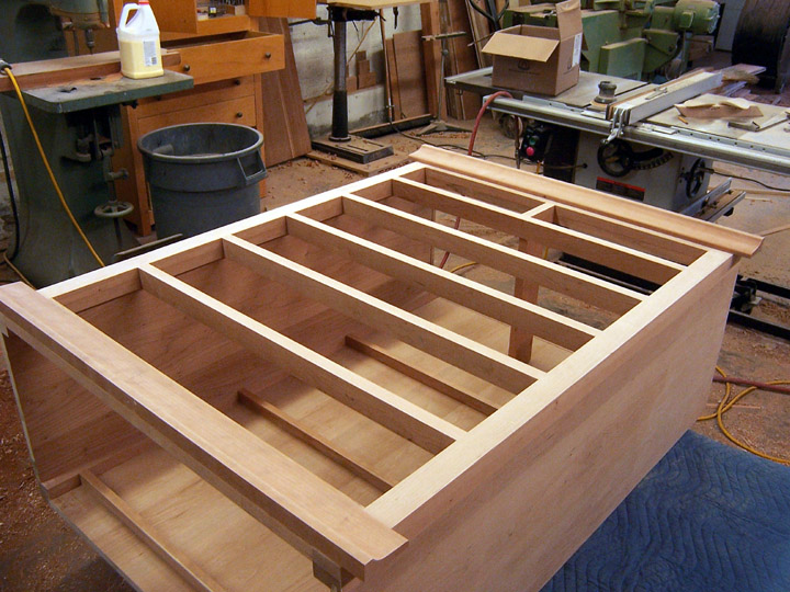 Cox Dresser