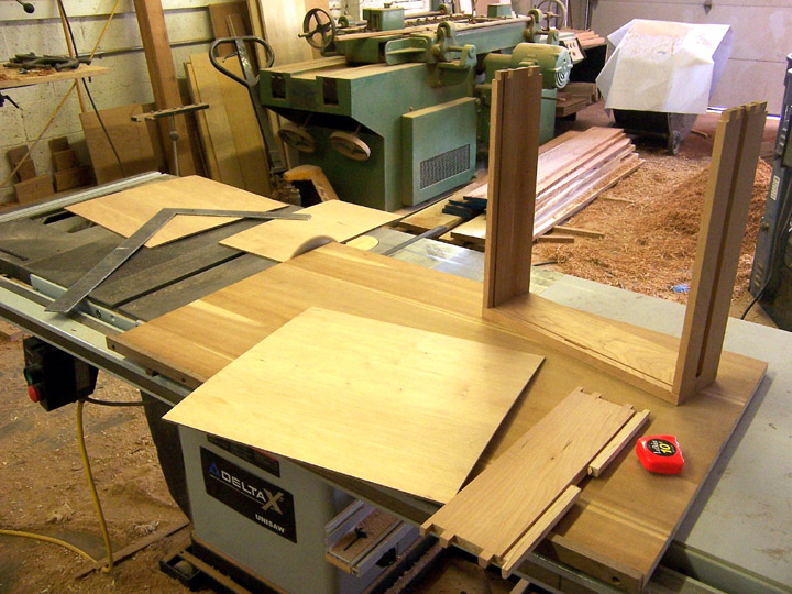 Cox Dresser
