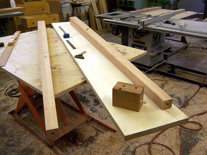 324 Contemporary Bed