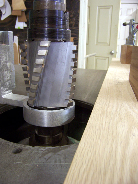 324 Contemporary Bed