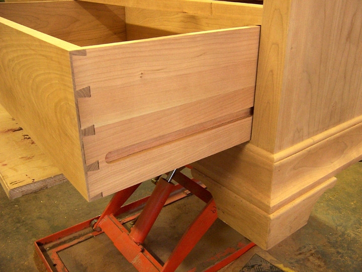 Cox Dresser
