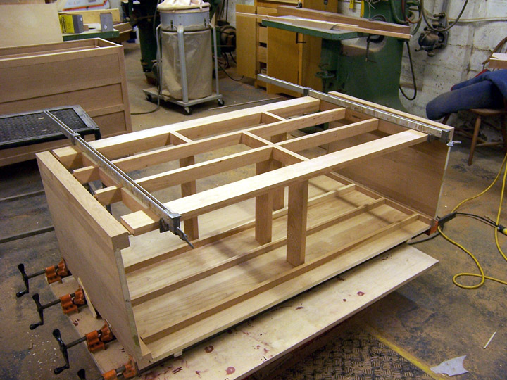 Cox Dresser