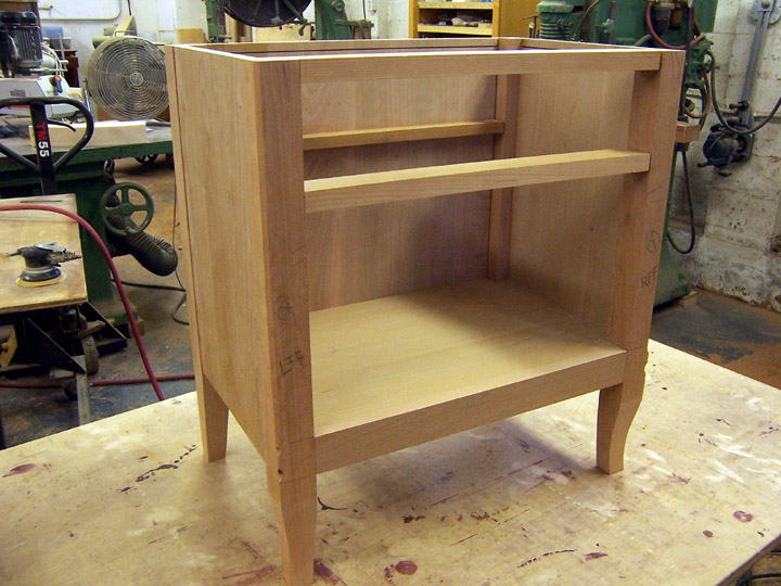 Leak Night Stands