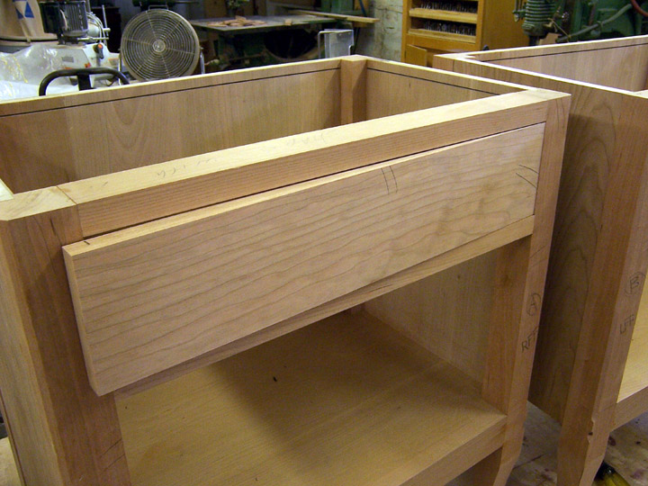 Leak Night Stands