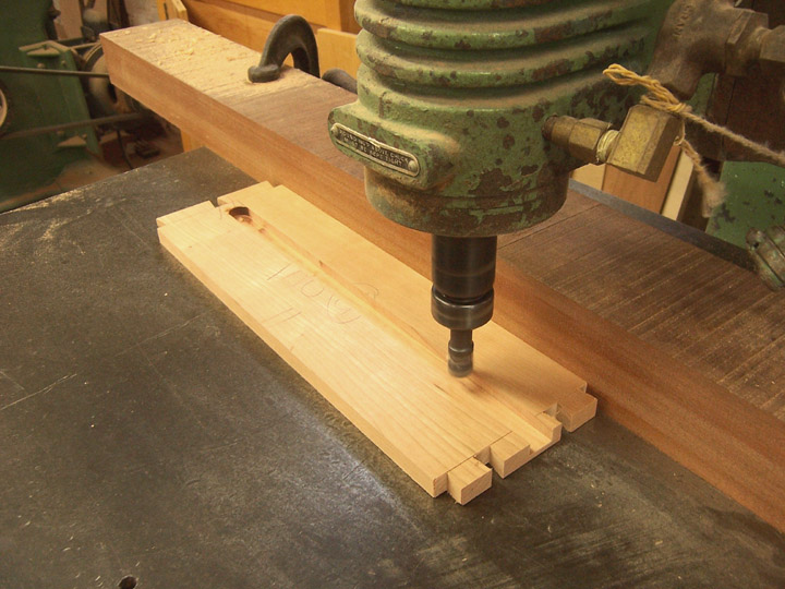 Leak Night Stands