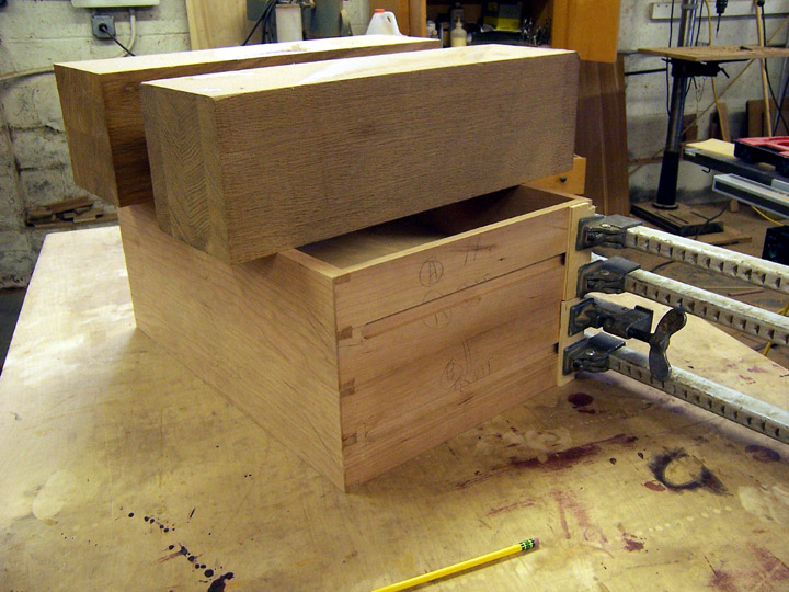 Leak Night Stands