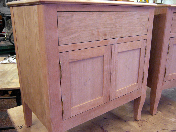 Leak Night Stands